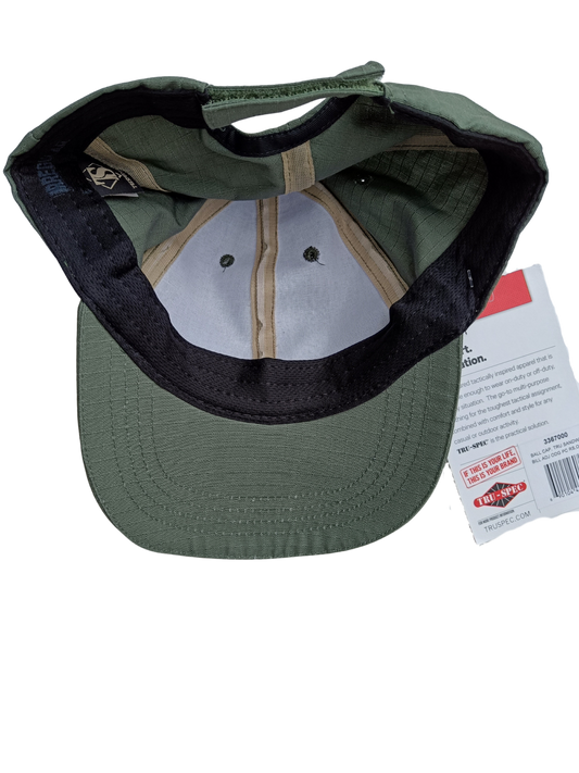 vnitřek zelené čepice