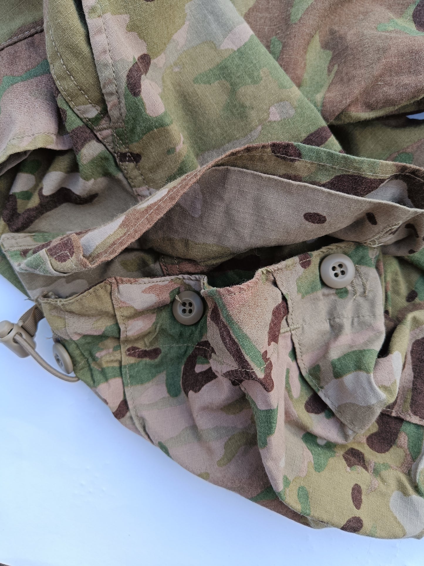 Kalhoty US Army multicam originál - stehenní kapsa s knoflíky