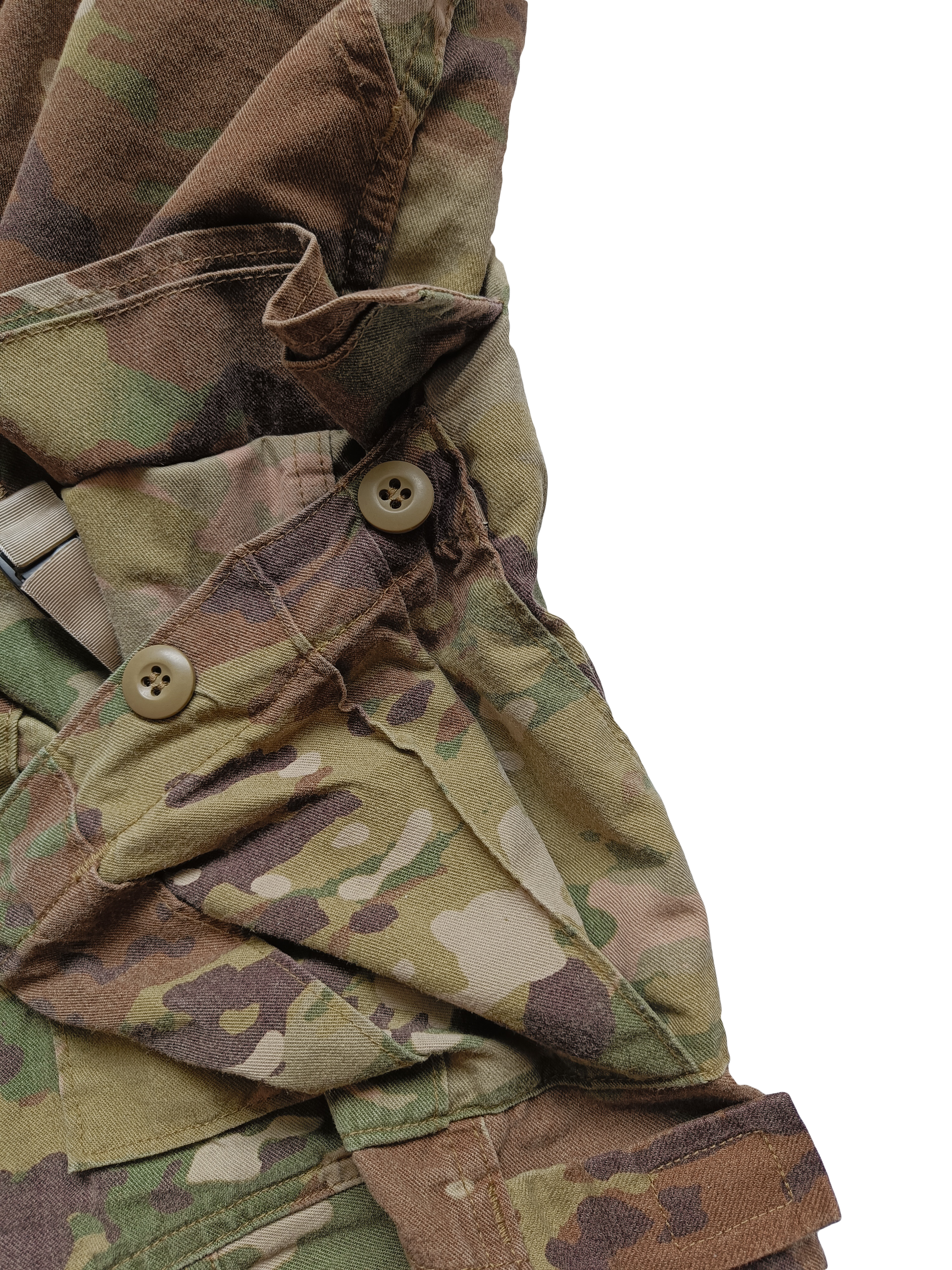 stehenní kapsa se dá zvětšit pomocí knoflíků 