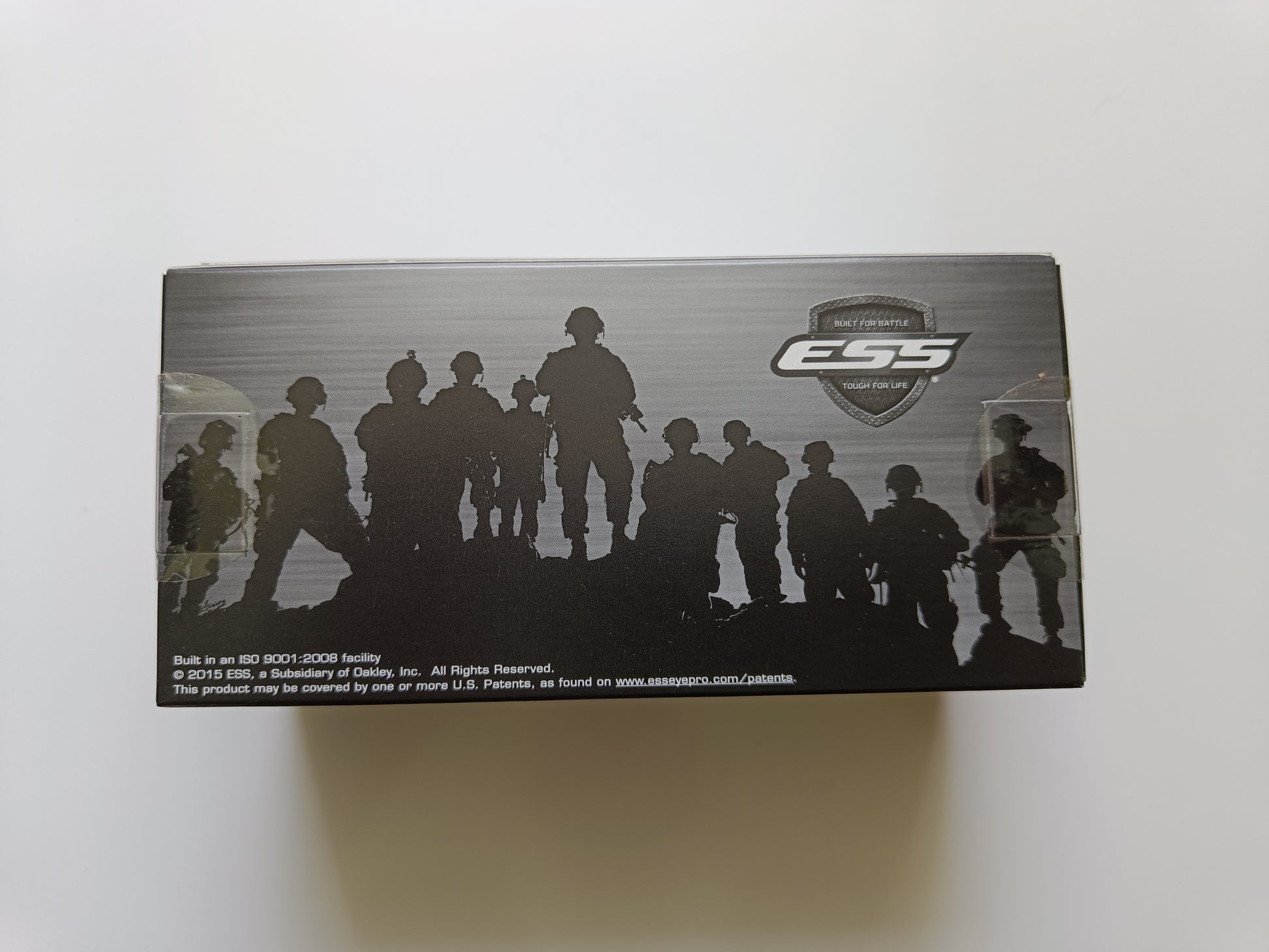 Krabice slunečních brýlí ESS Crossbow suppressor - strana s obrázkem s vojenským motivem