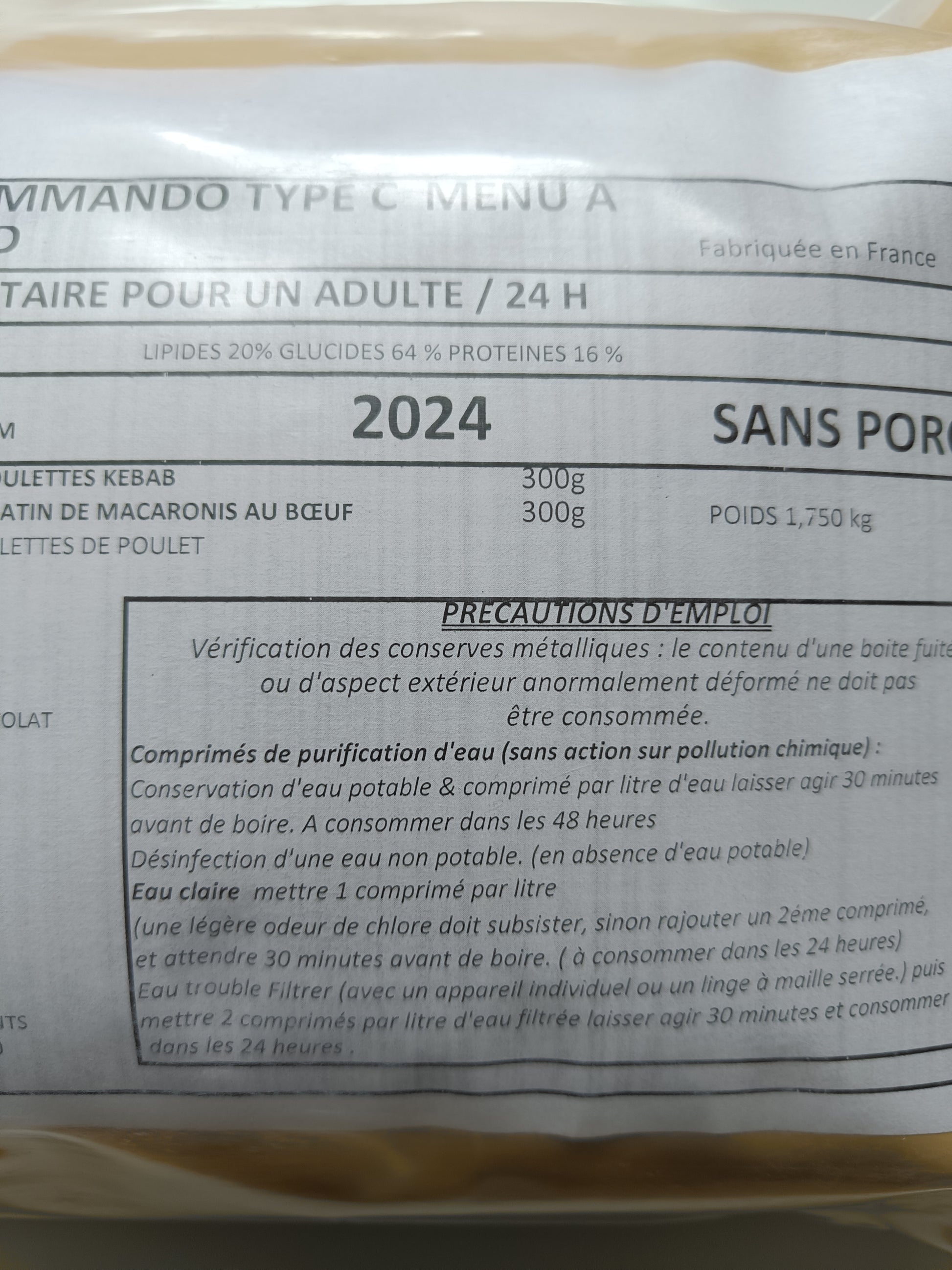 Balení francouzské MRE na 24 hodin pro komando cizinecké legie BÉŽOVÉ - přiblížený pohled na štítek